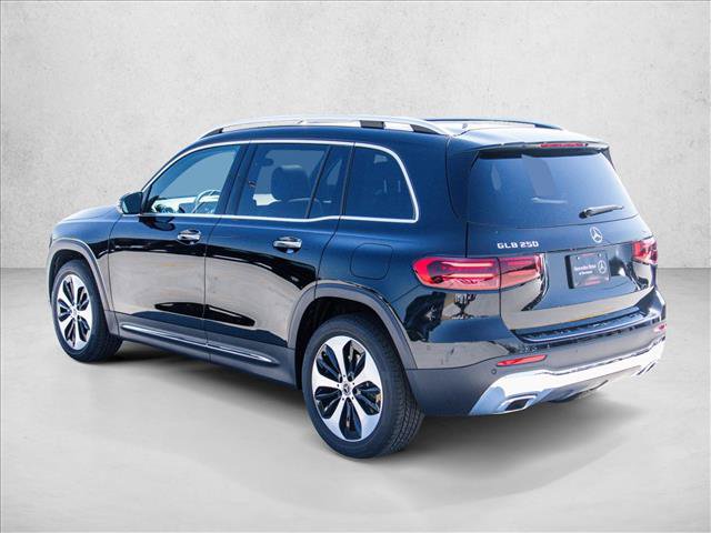 New 2026 Mercedes-Benz GLB 250 4MATIC image 7