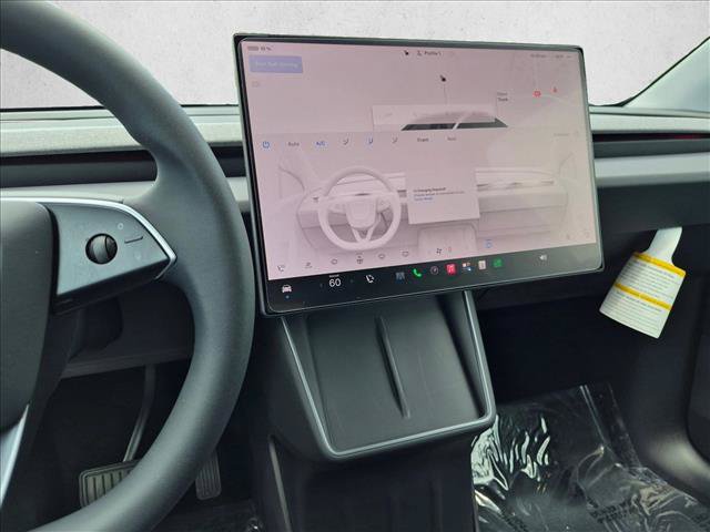 Used 2026 Tesla Model Y AWD image 12