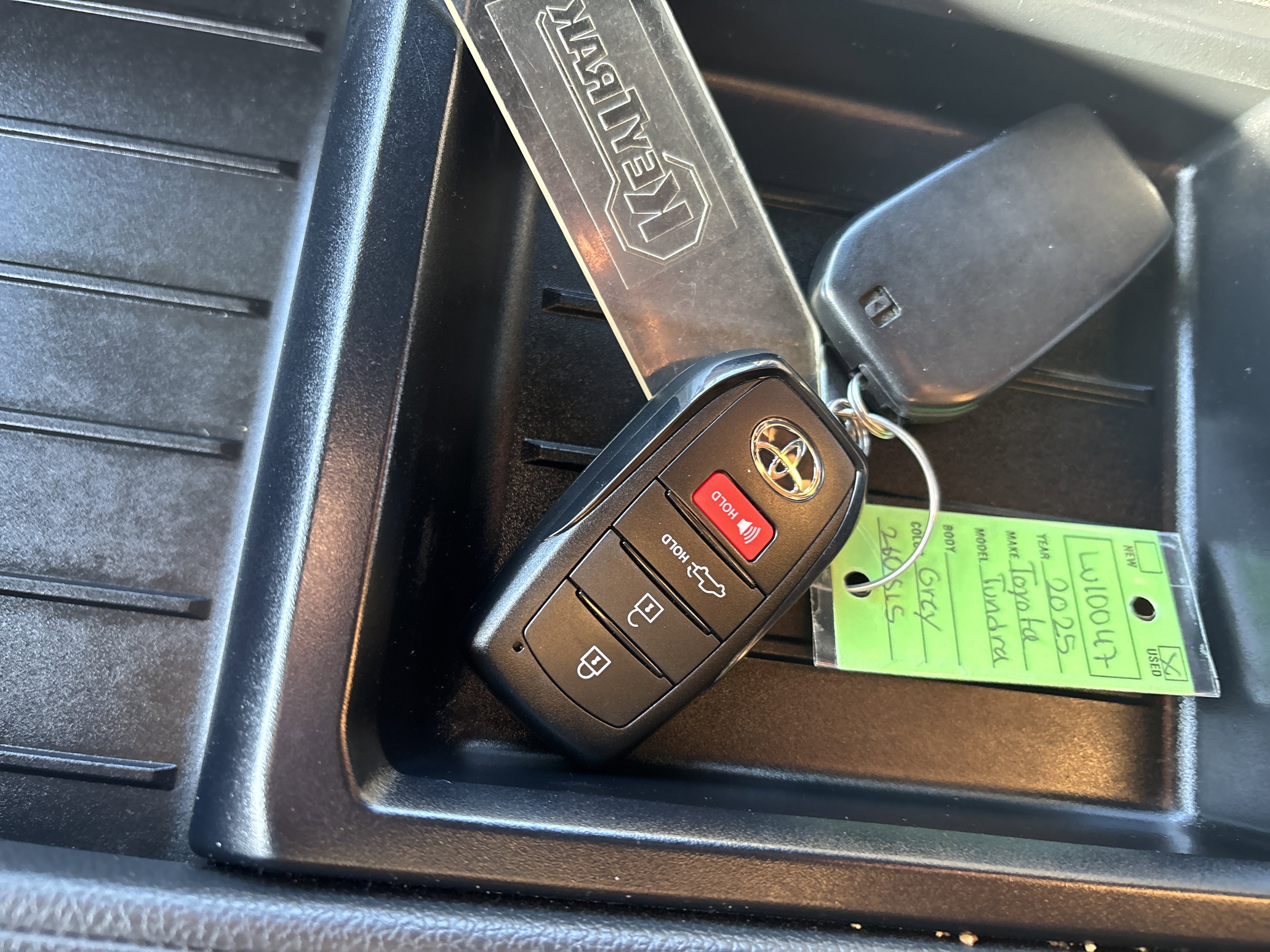 Used 2025 Toyota Tundra SR5 image 32