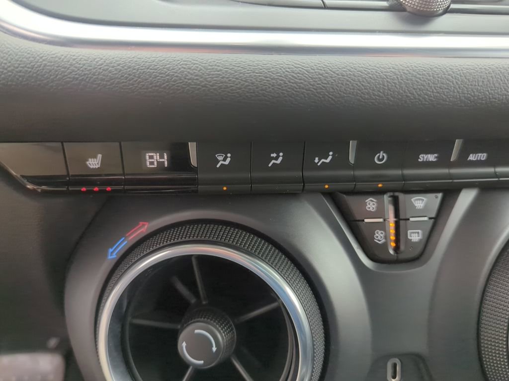 Certified 2020 Chevrolet Blazer LT image 27