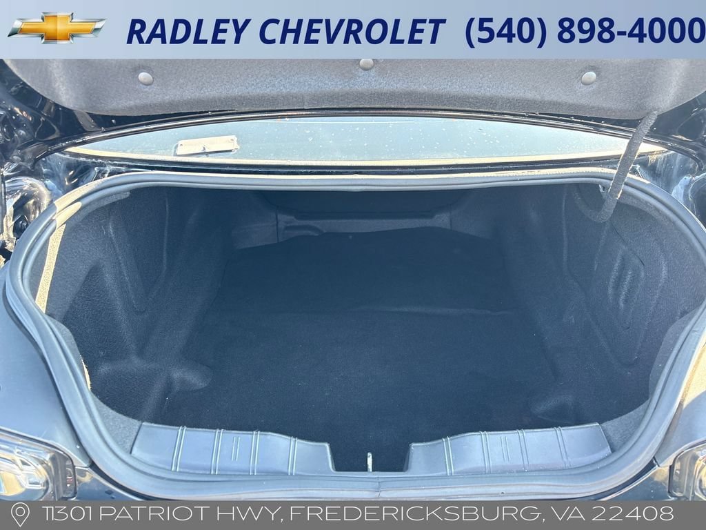 Used 2021 Chevrolet Camaro SS RWD image 6