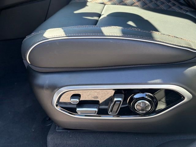 New 2026 Jeep Grand Cherokee L Summit image 18