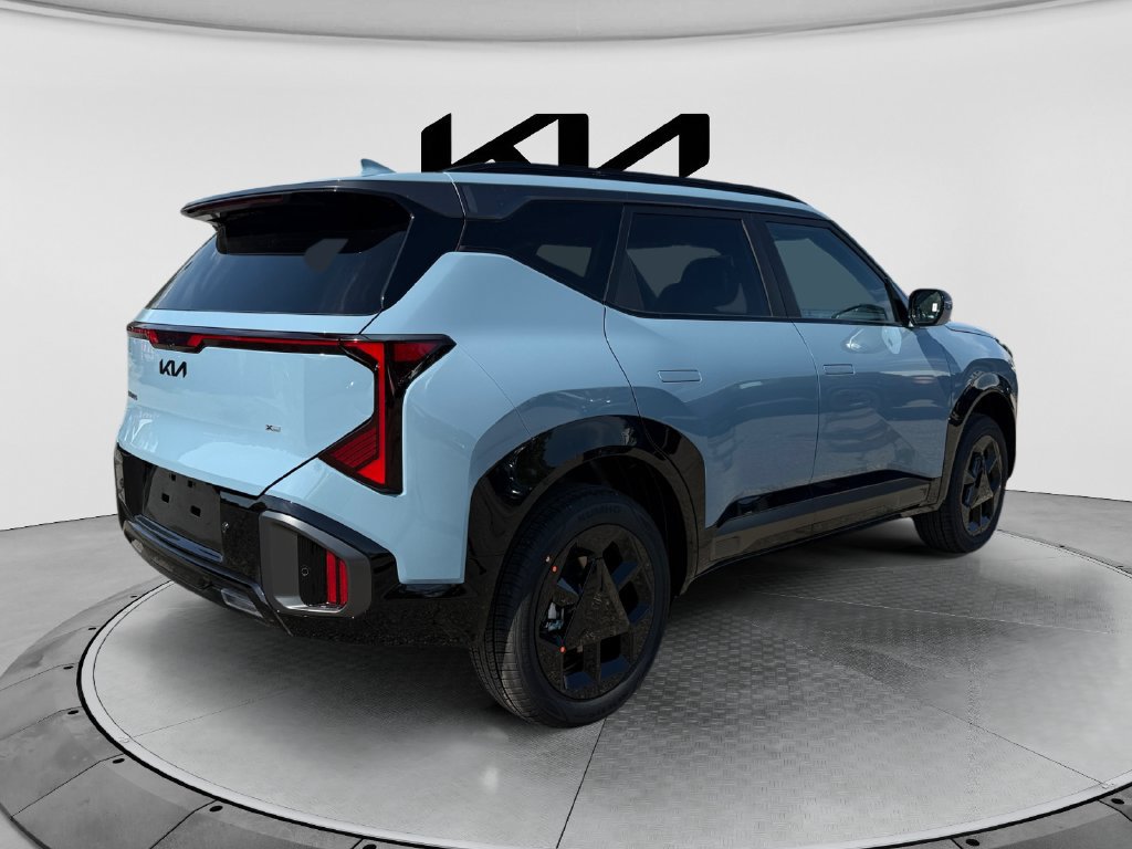 New 2027 Kia Seltos X-Line S w/ X-Line S Premium Package AWD/4WD image 5