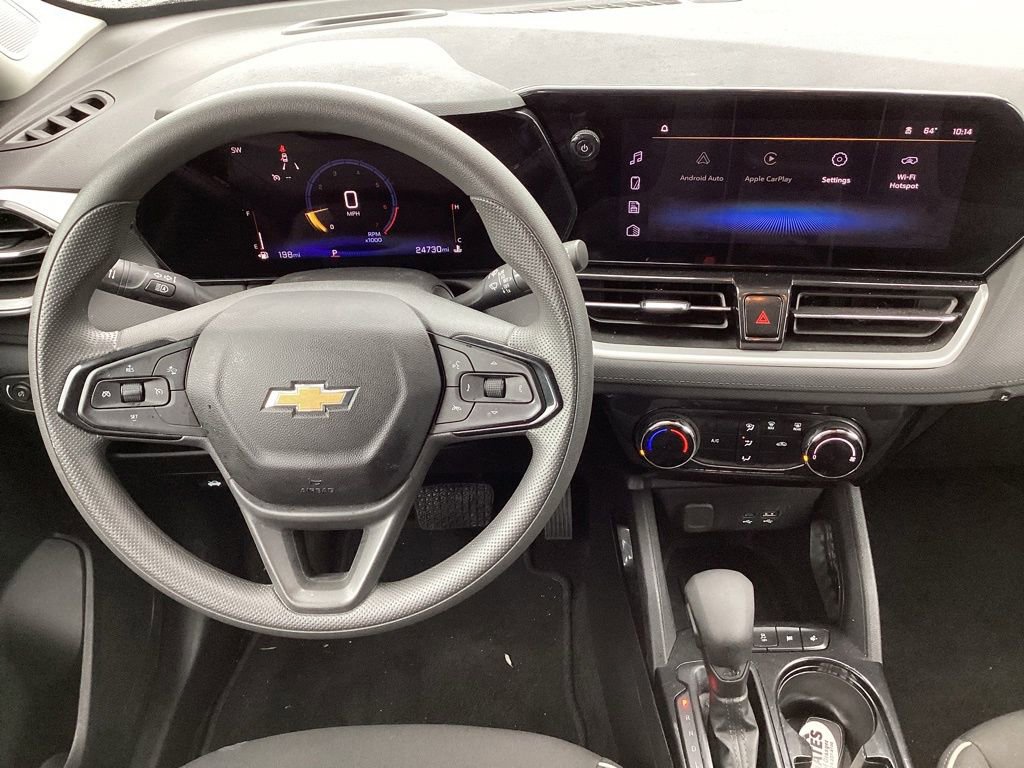 Used 2025 Chevrolet TrailBlazer LT FWD image 18