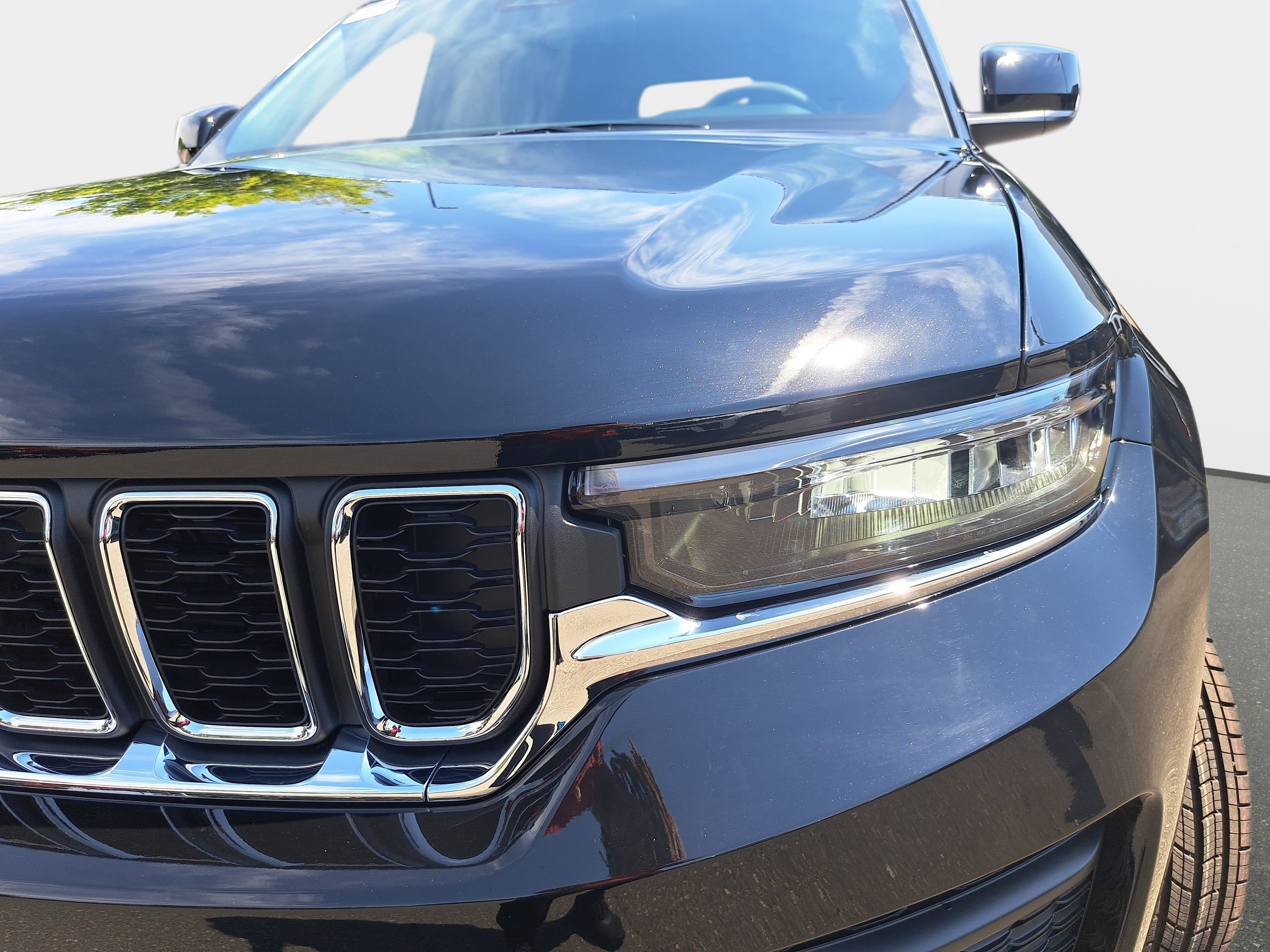 New 2026 Jeep Grand Cherokee Laredo AWD/4WD image 26