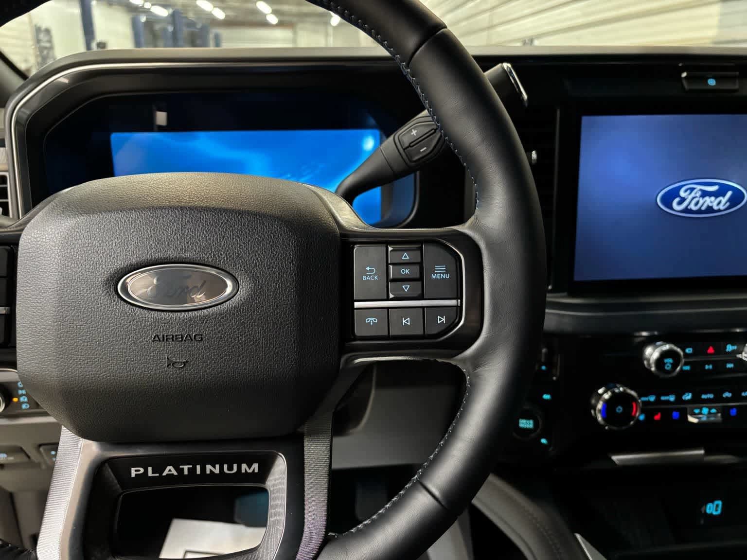 Used 2025 Ford F450 Platinum AWD/4WD image 13