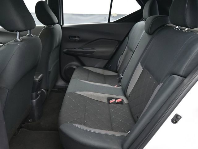 Used 2020 Nissan Kicks SV w/ Exterior Package image 28