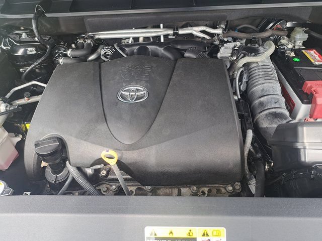 Certified 2020 Toyota Highlander Limited AWD/4WD image 31
