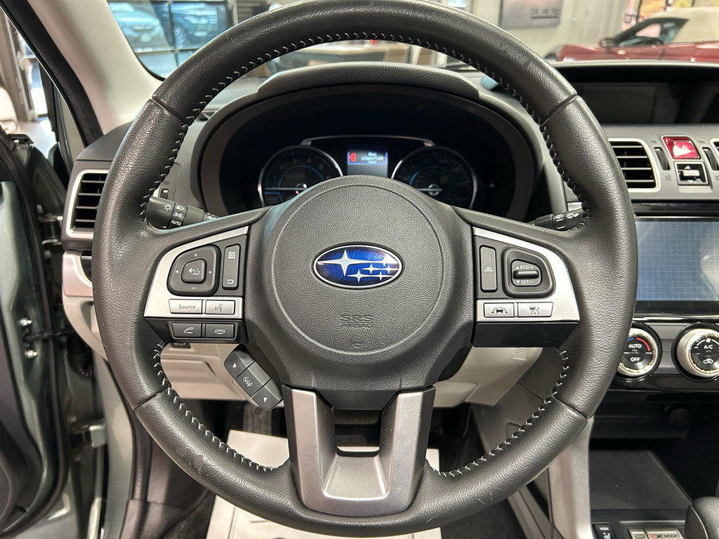 Used 2017 Subaru Forester 2.5i Limited AWD/4WD image 9
