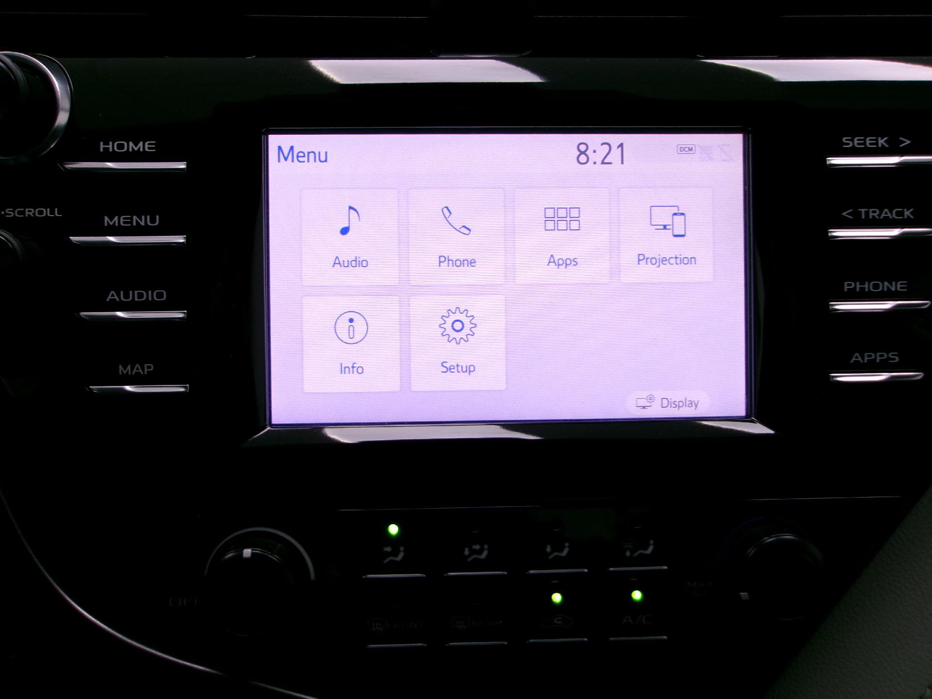Used 2019 Toyota Camry LE FWD image 4