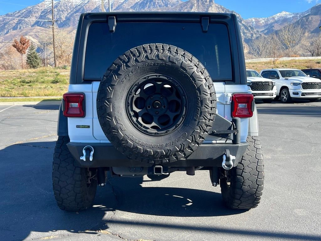 Used 2021 Jeep Wrangler Unlimited Rubicon w/ LED Lighting Group AWD/4WD image 9