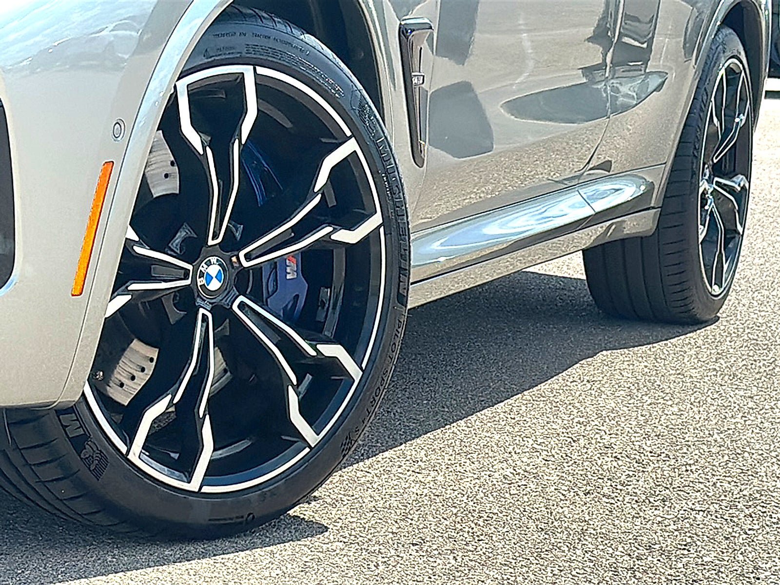 Used 2020 BMW X4 M w/ Executive Package AWD/4WD image 3