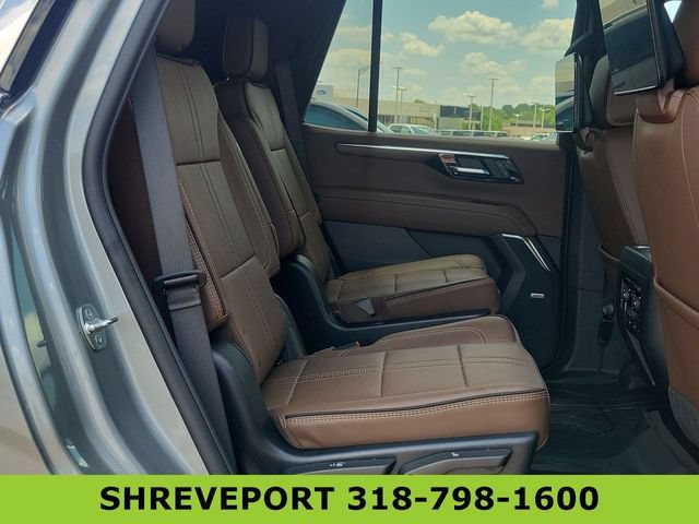 Used 2025 Chevrolet Tahoe High Country AWD/4WD image 28