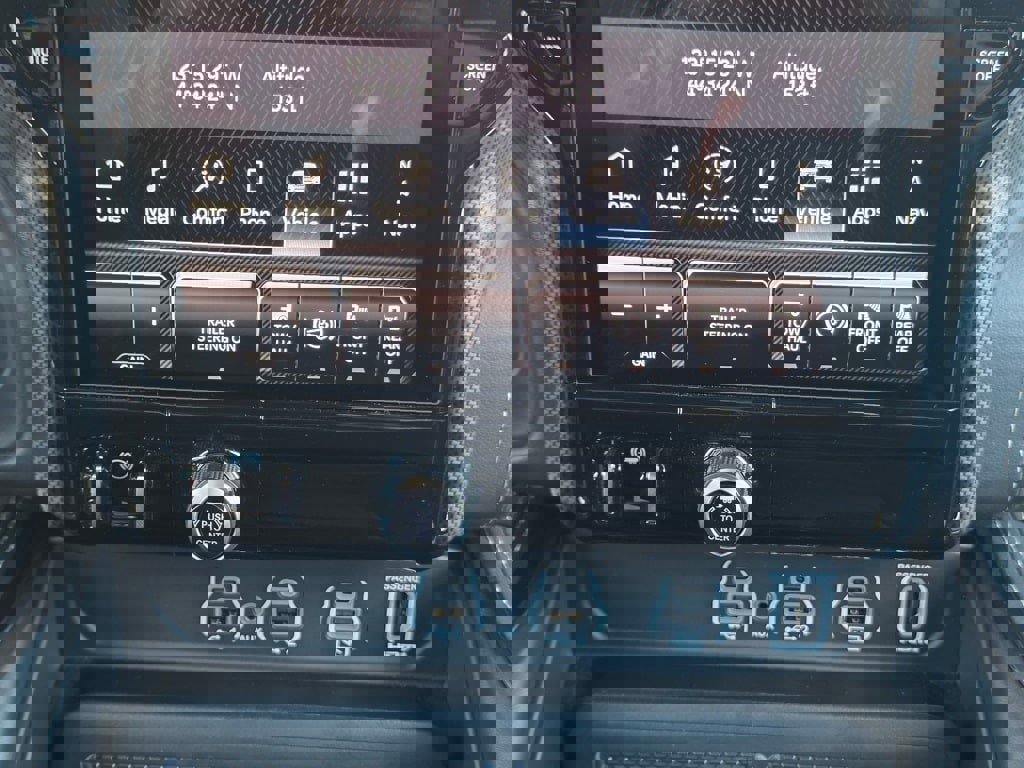 New 2025 RAM 3500 Limited image 17