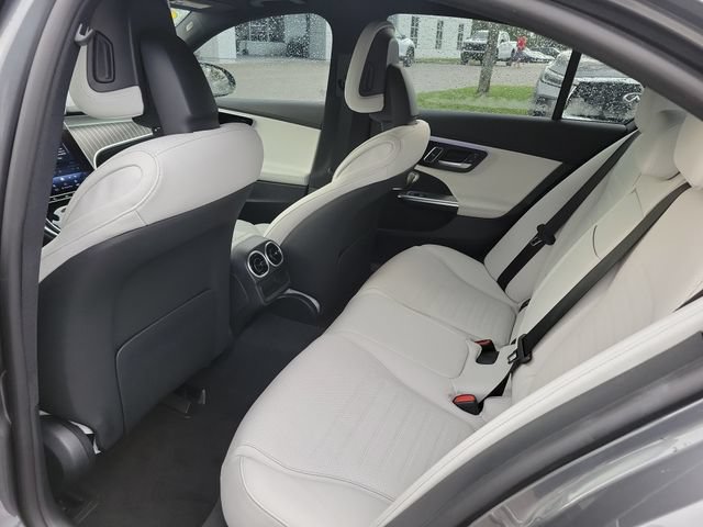Used 2024 Mercedes-Benz C 300 Sedan image 14