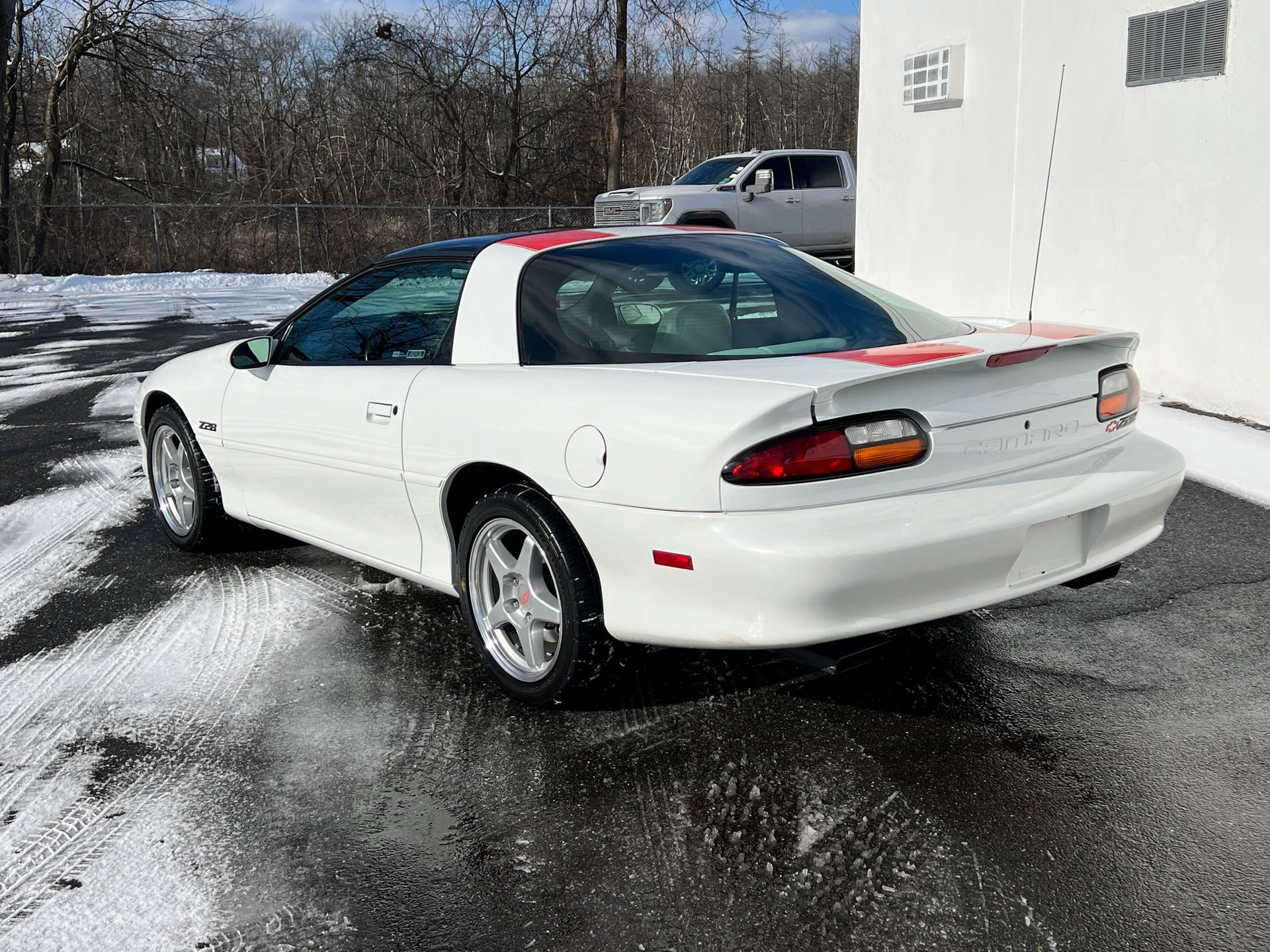 Used 1997 Chevrolet Camaro Z28 w/ Preferred Equipment Group 2 image 9