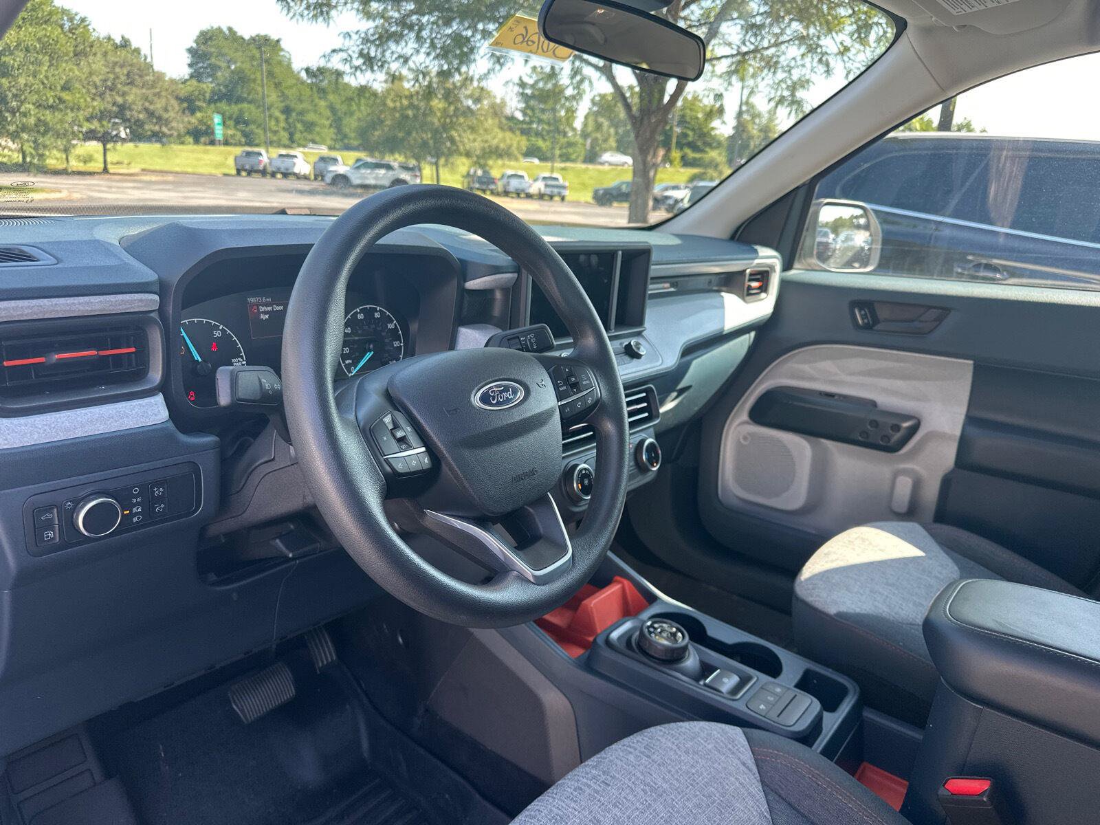 Used 2024 Ford Maverick XLT FWD image 12