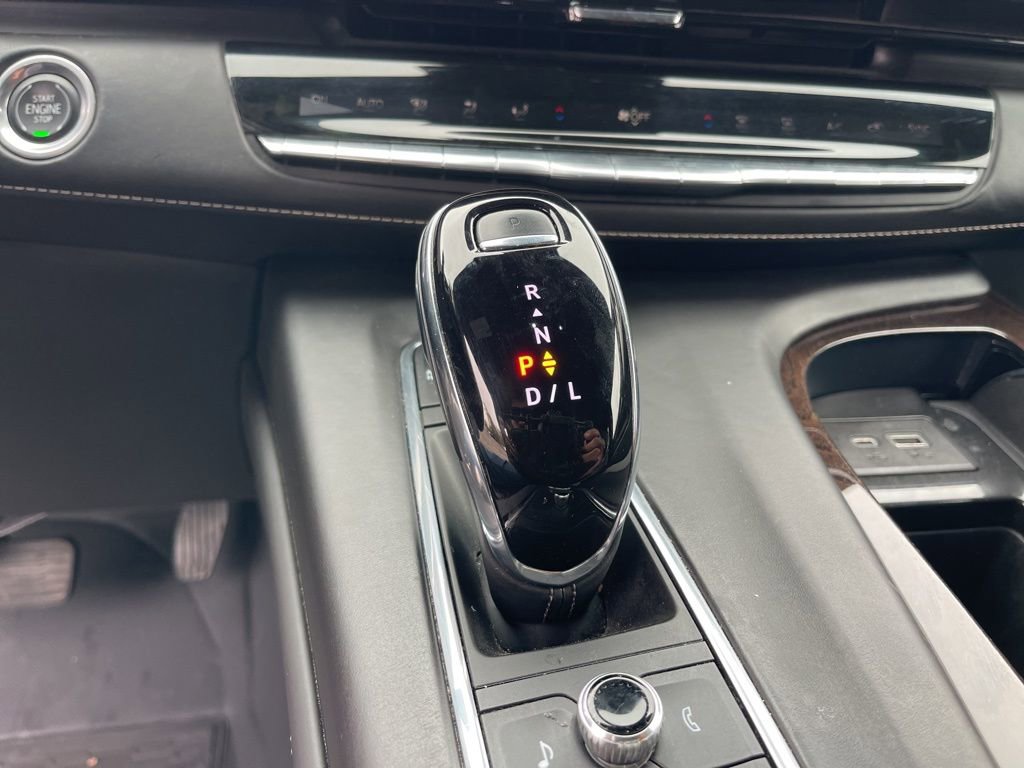 Used 2023 Cadillac Escalade ESV Sport Platinum image 15