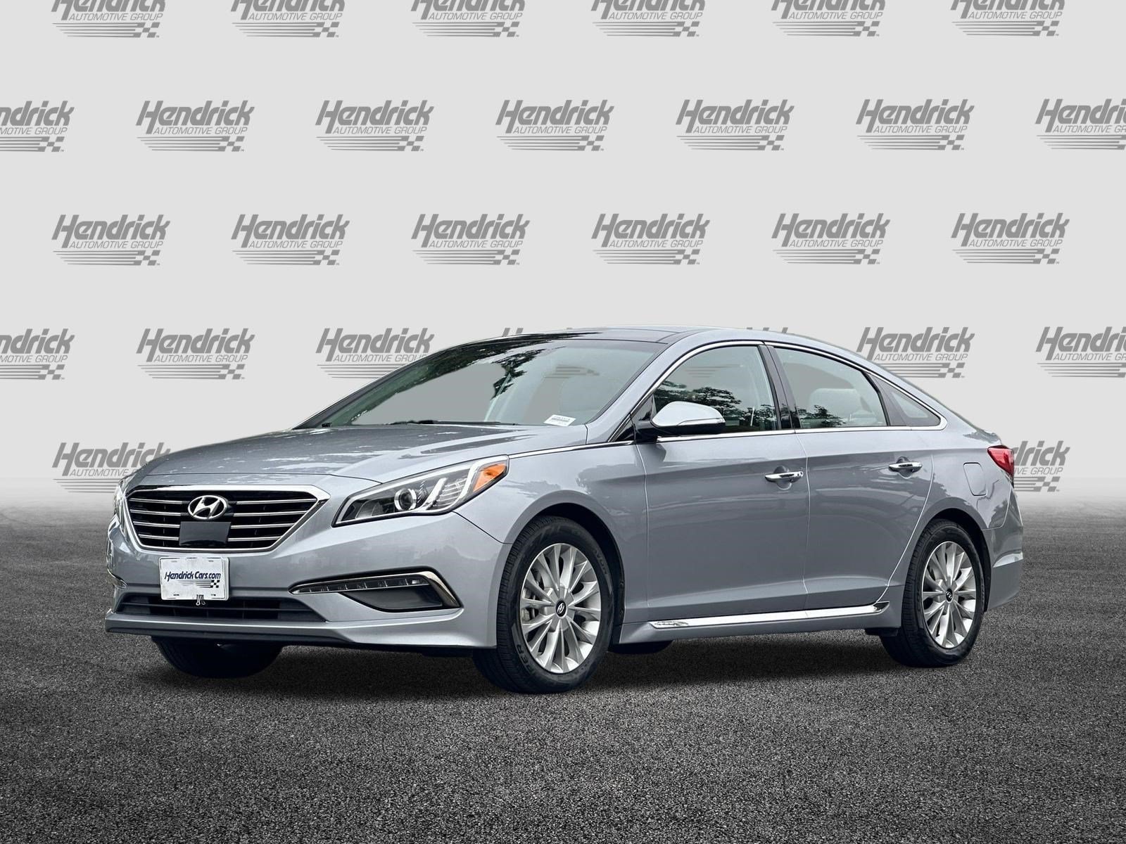 Used 2015 Hyundai Sonata Limited w/ Option Group 06 FWD image 9