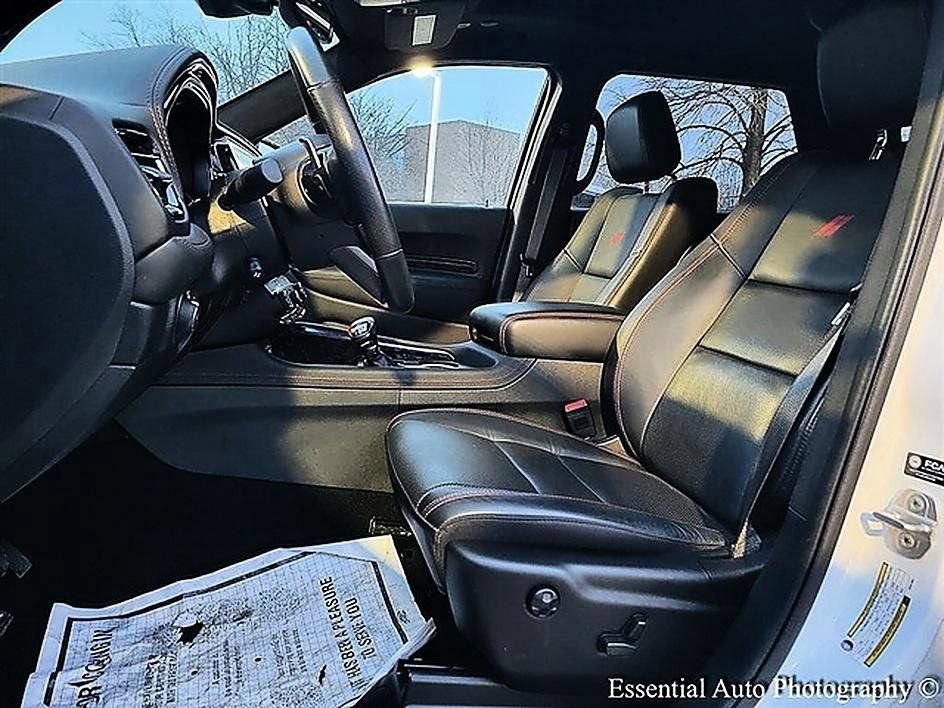 Used 2023 Dodge Durango R/T AWD/4WD image 2