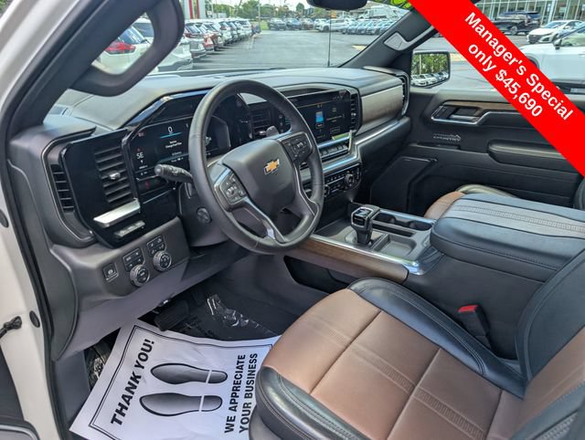 Used 2024 Chevrolet Silverado 1500 High Country w/ Technology Package AWD/4WD image 14