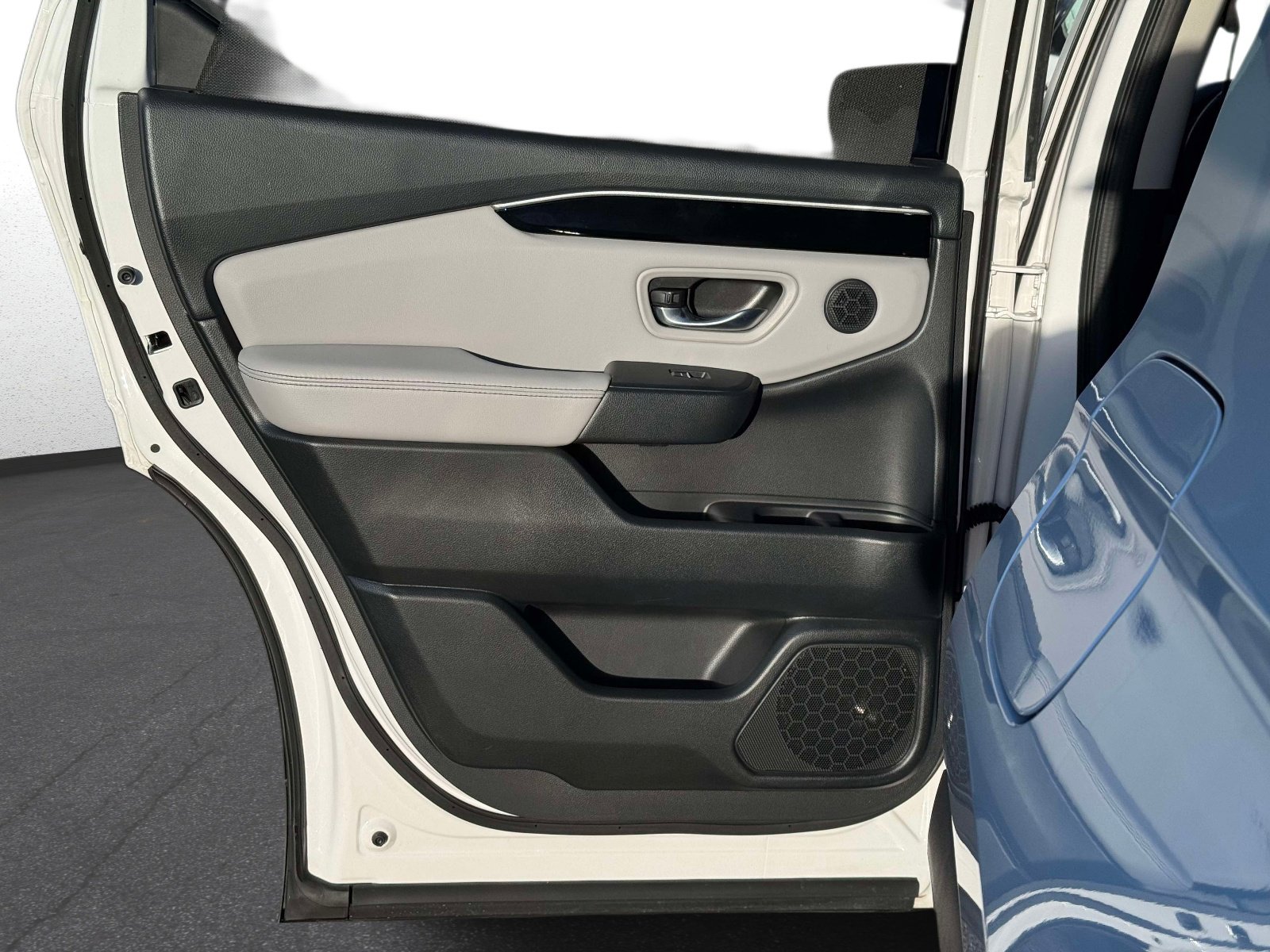 Used 2023 Honda Pilot EX-L image 13