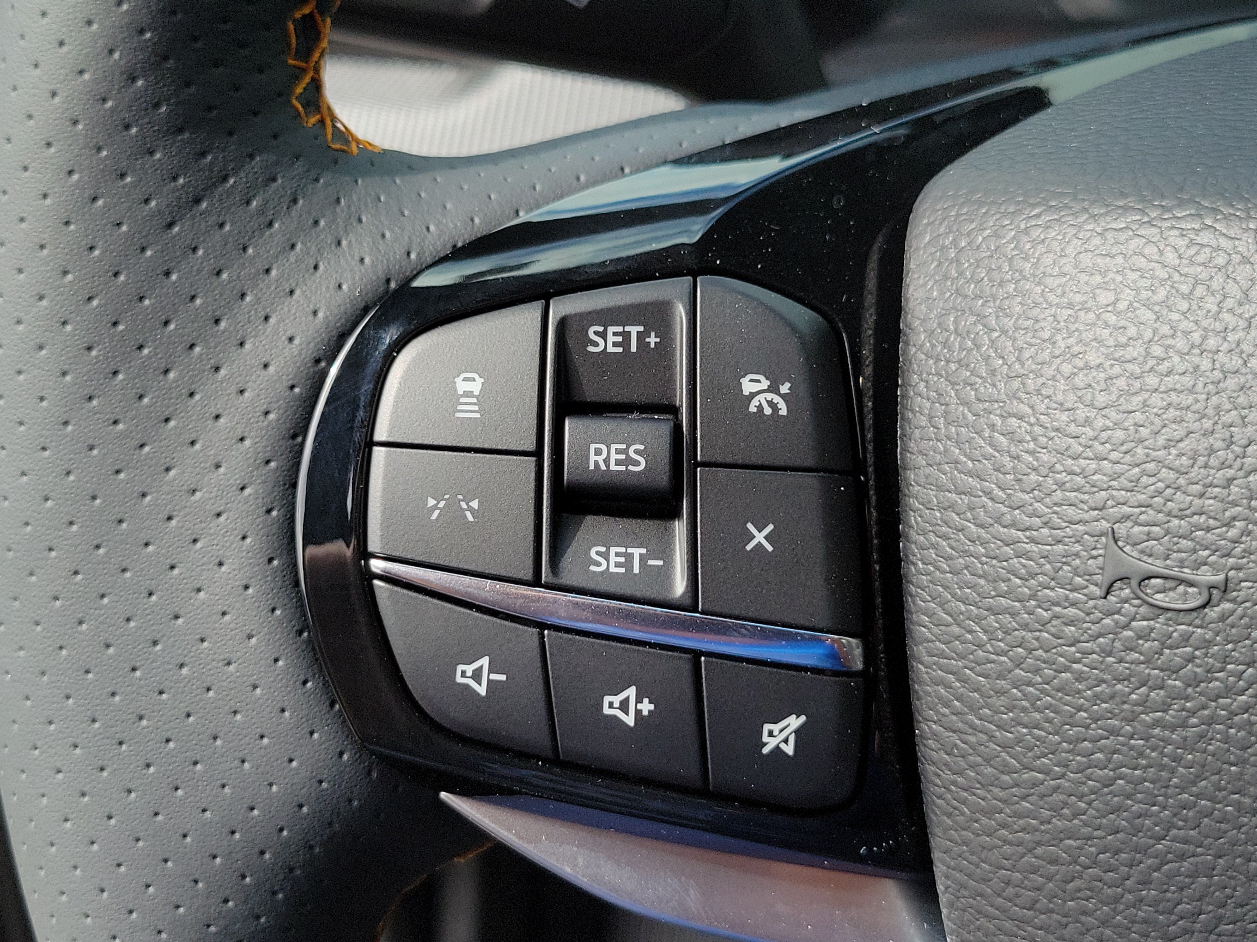 New 2027 Ford Explorer Tremor w/ Tremor Convenience Package AWD/4WD image 31