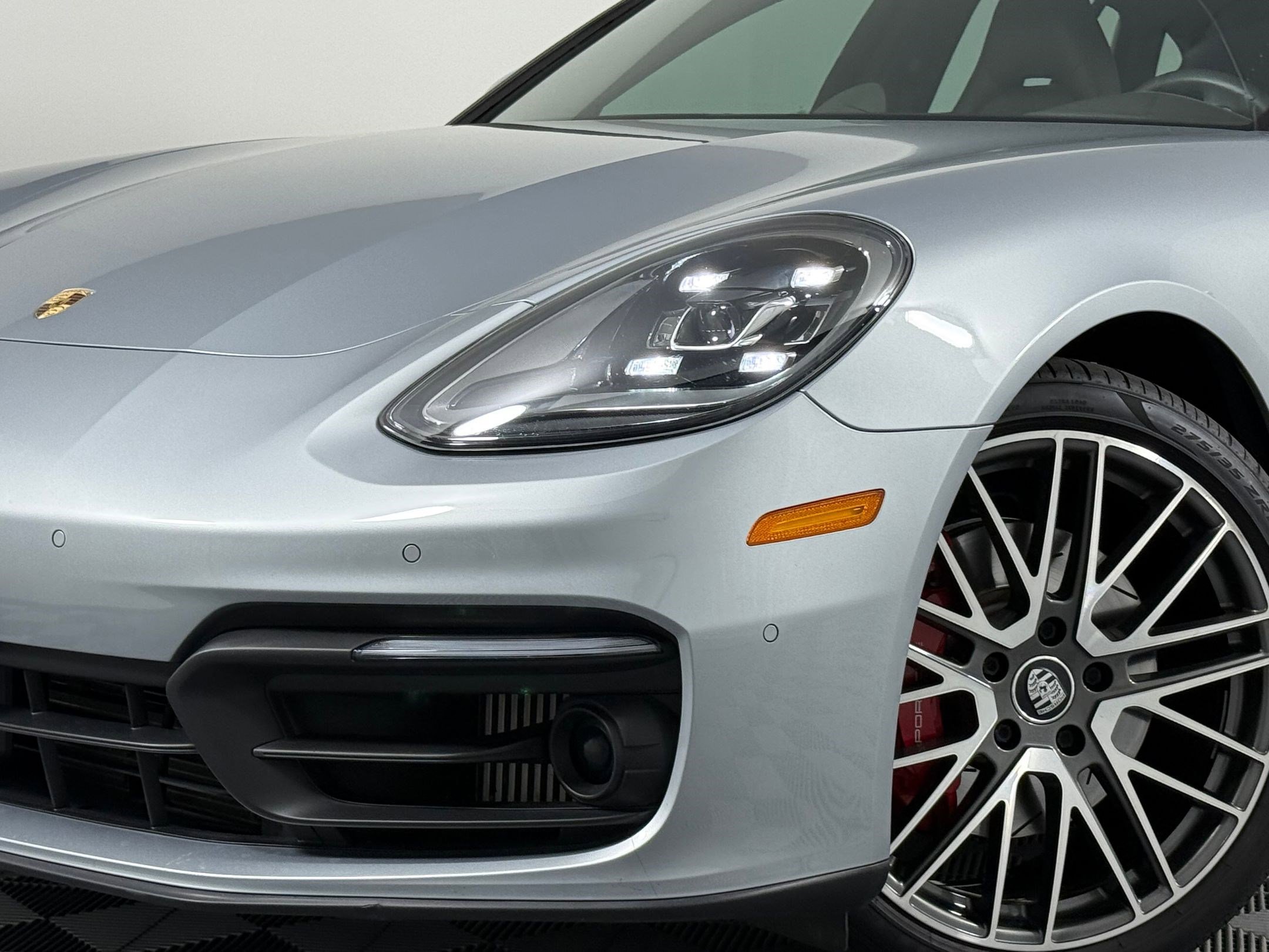 Used 2023 Porsche Panamera 4S image 11