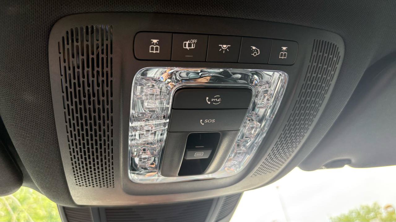 Used 2022 Mercedes-Benz GLS 450 4MATIC image 29