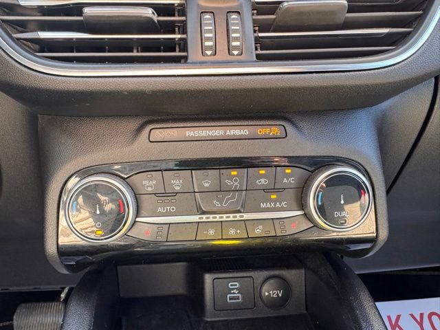 Used 2022 Ford Escape Titanium w/ Titanium Elite Package image 17