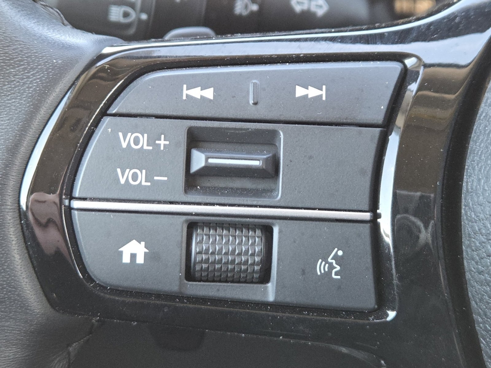 Used 2023 Honda Pilot EX-L image 31