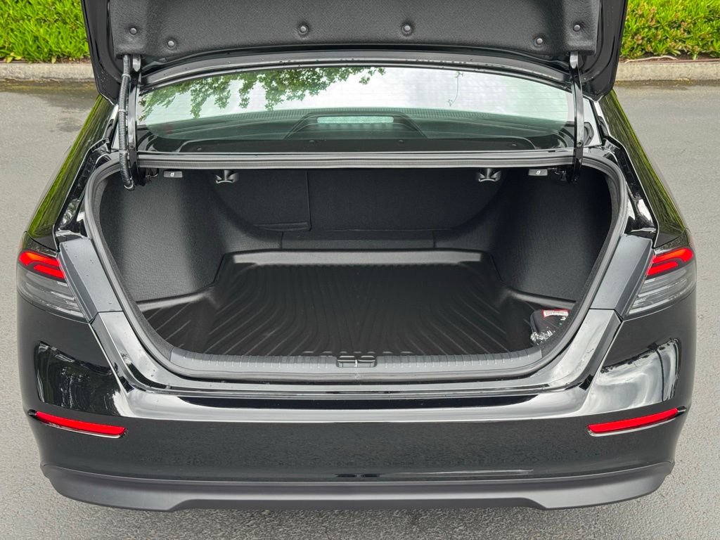 New 2026 Honda Accord SE image 23