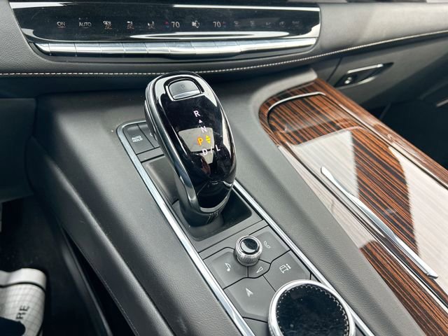 Used 2023 Cadillac Escalade Premium Luxury w/ Performance Package image 24