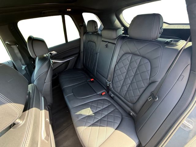 Certified 2026 BMW X5 M60i AWD/4WD image 21