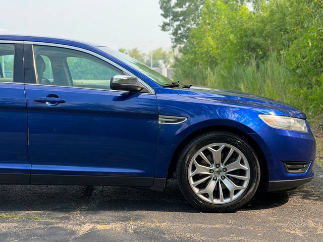 Used 2013 Ford Taurus Limited FWD image 16
