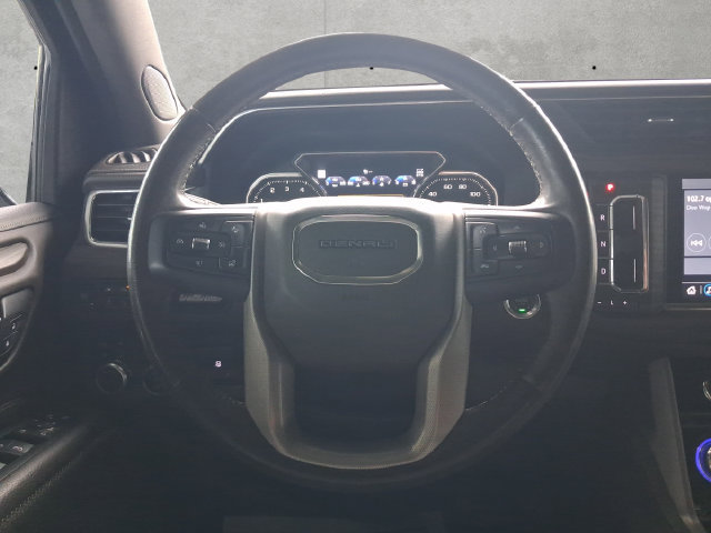 Used 2021 GMC Yukon XL Denali w/ Denali Premium Package AWD/4WD image 27