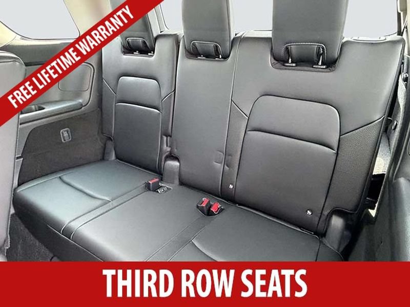 Used 2025 Nissan Pathfinder SL w/ Cargo Package AWD/4WD image 12