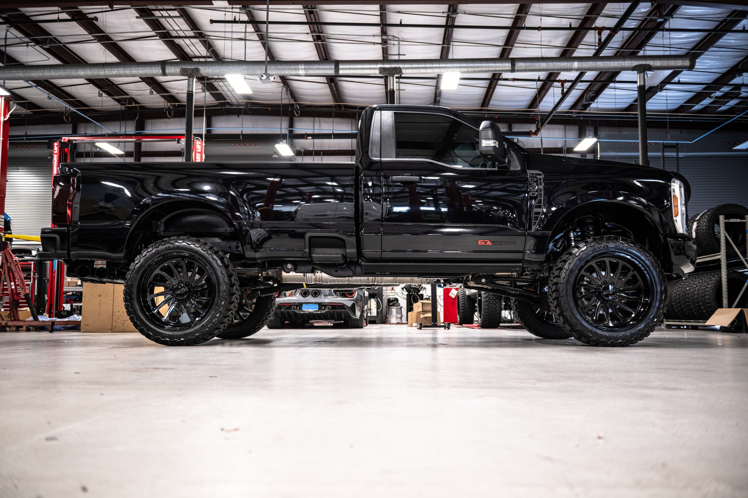 New 2025 Ford F350 XLT