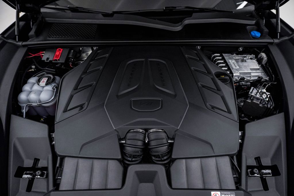 Certified 2026 Porsche Cayenne S image 29