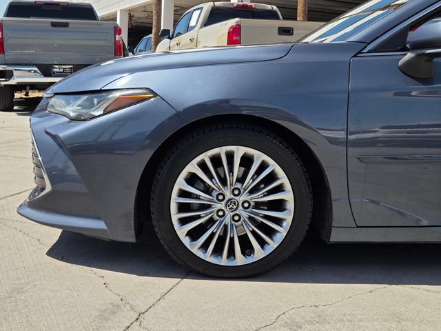 Used 2019 Toyota Avalon Limited w/ Advanced Safety Package FWD image 8