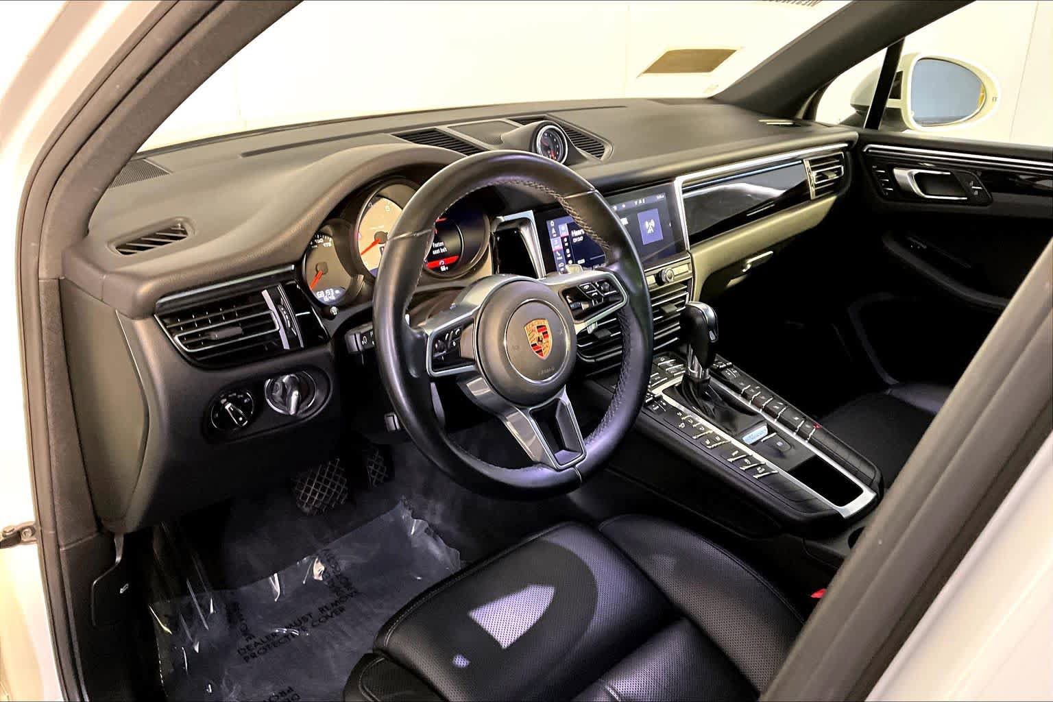 Used 2020 Porsche Macan S AWD/4WD image 18