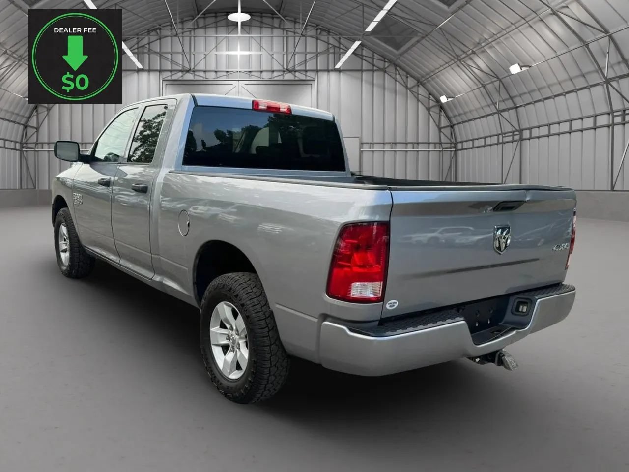 Used 2019 RAM 1500 Express AWD/4WD image 3