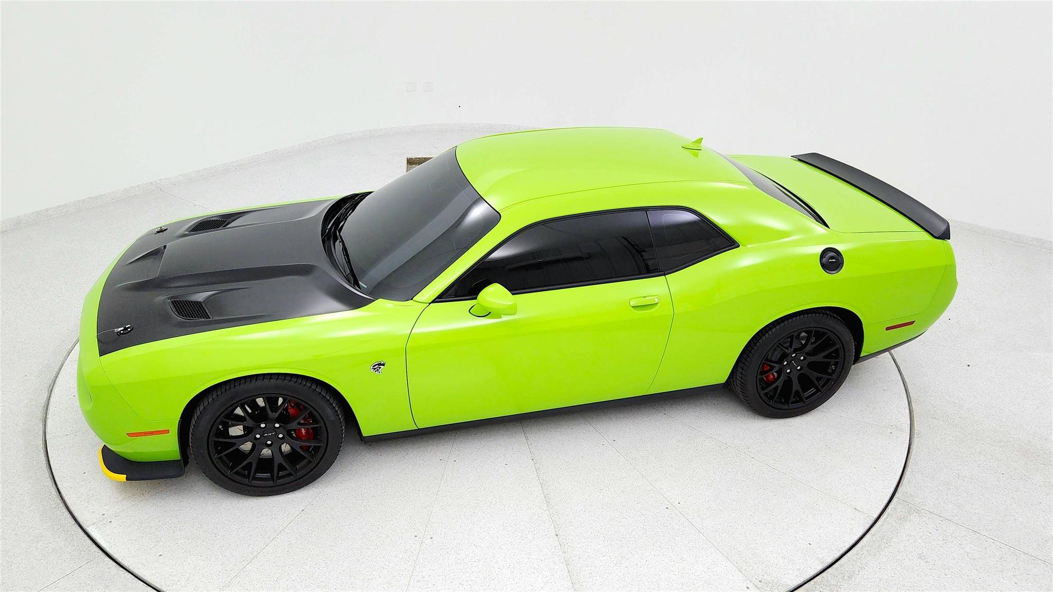 Used 2015 Dodge Challenger SRT Hellcat image 26