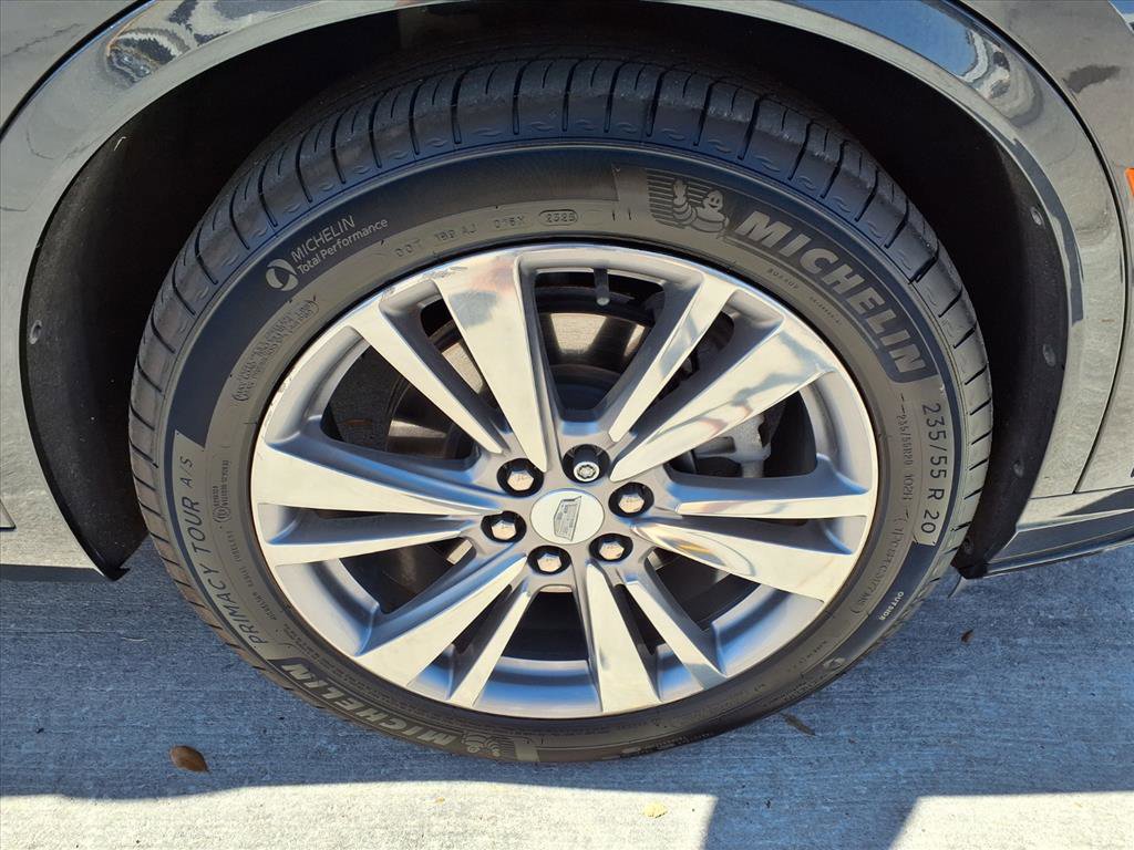 Certified 2023 Cadillac XT6 Premium Luxury image 7