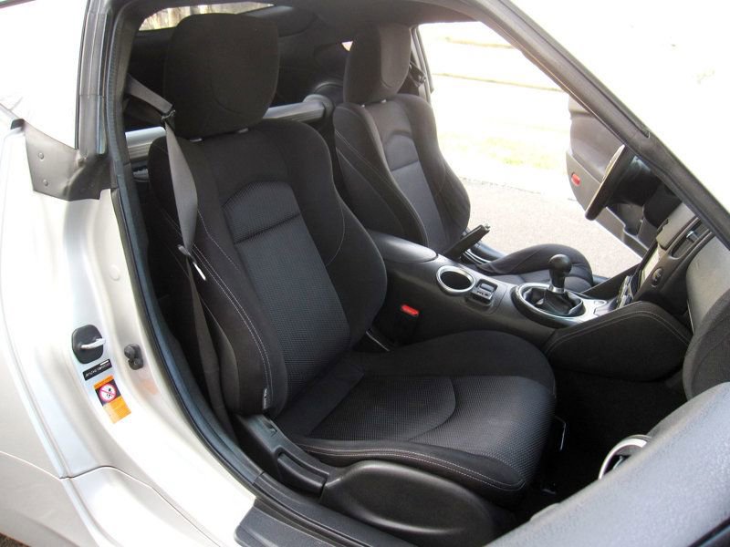 Used 2009 Nissan 370Z Coupe image 23