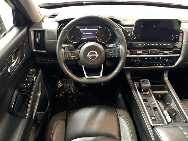 Used 2022 Nissan Pathfinder SL w/ SL Premium Package image 16