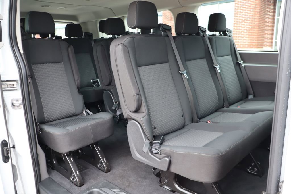 Used 2023 Ford Transit 350 XLT image 34