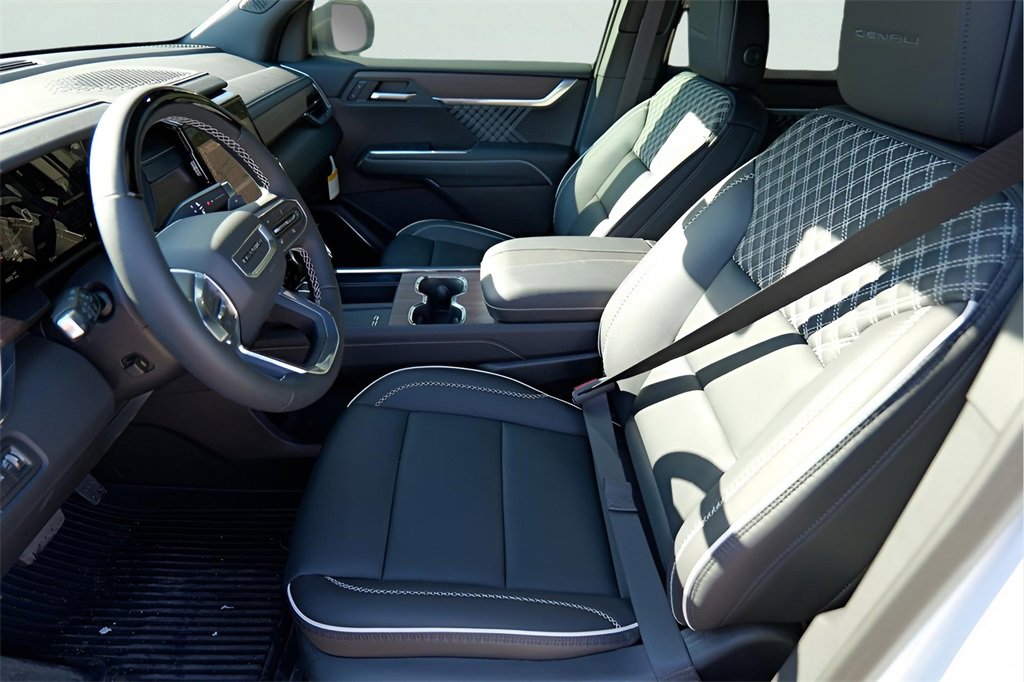 New 2026 GMC Acadia Denali w/ Super Cruise Package image 9