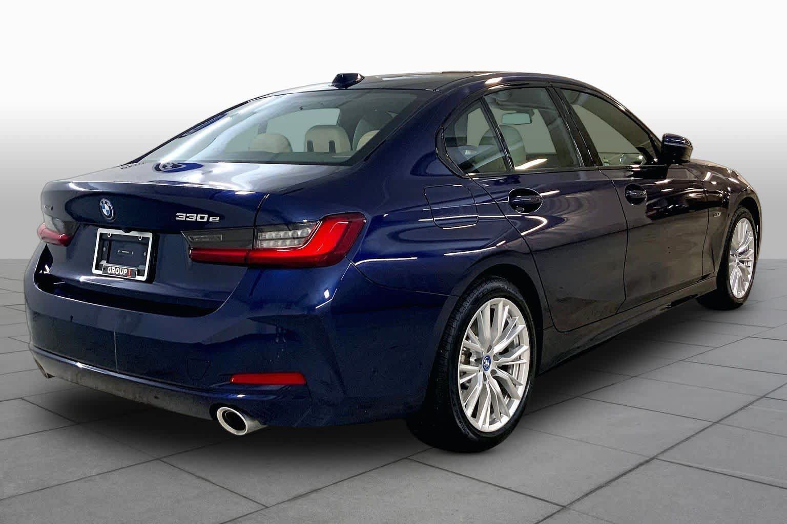 Certified 2023 BMW 330e xDrive w/ Premium Package AWD/4WD image 12
