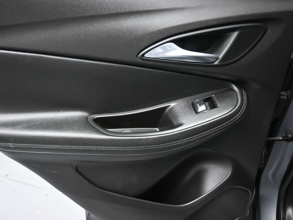 Used 2021 Buick Encore GX Select w/ Sport Touring Package image 29